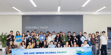 العالم يوجّه أنظاره نحو ابتكار الصين في مجال المركبات الكهربائية الجديدة